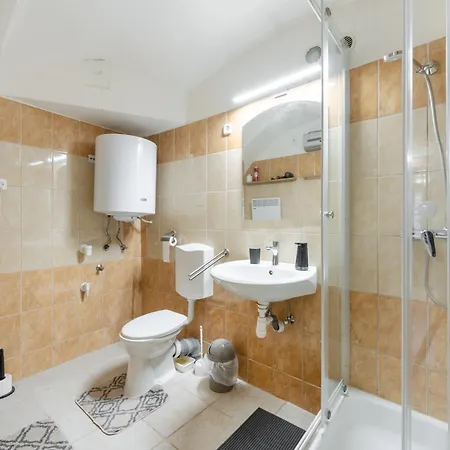 Apartament Impression *